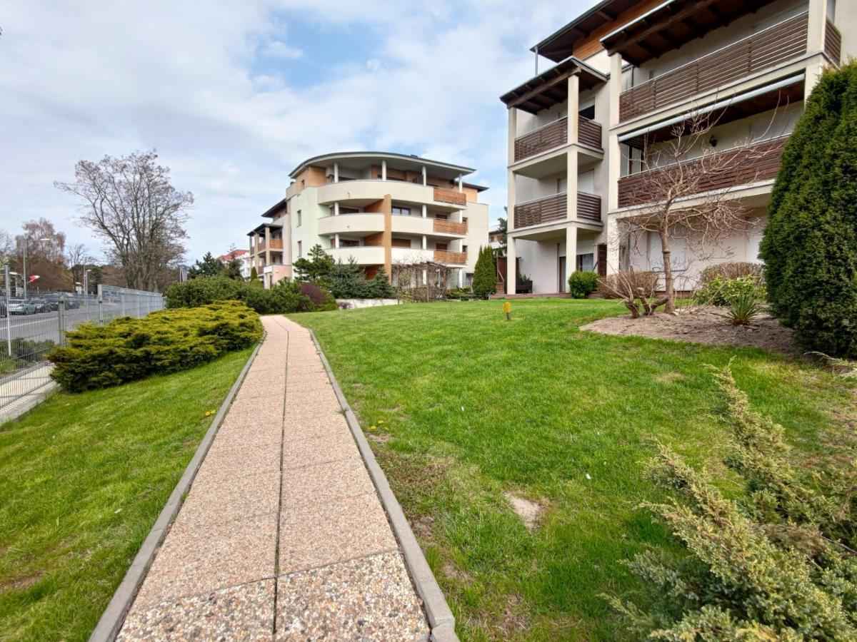 Komfortowy Apartament Dwupokojowy Z Tarasem I Garaz Ustka Dış mekan fotoğraf