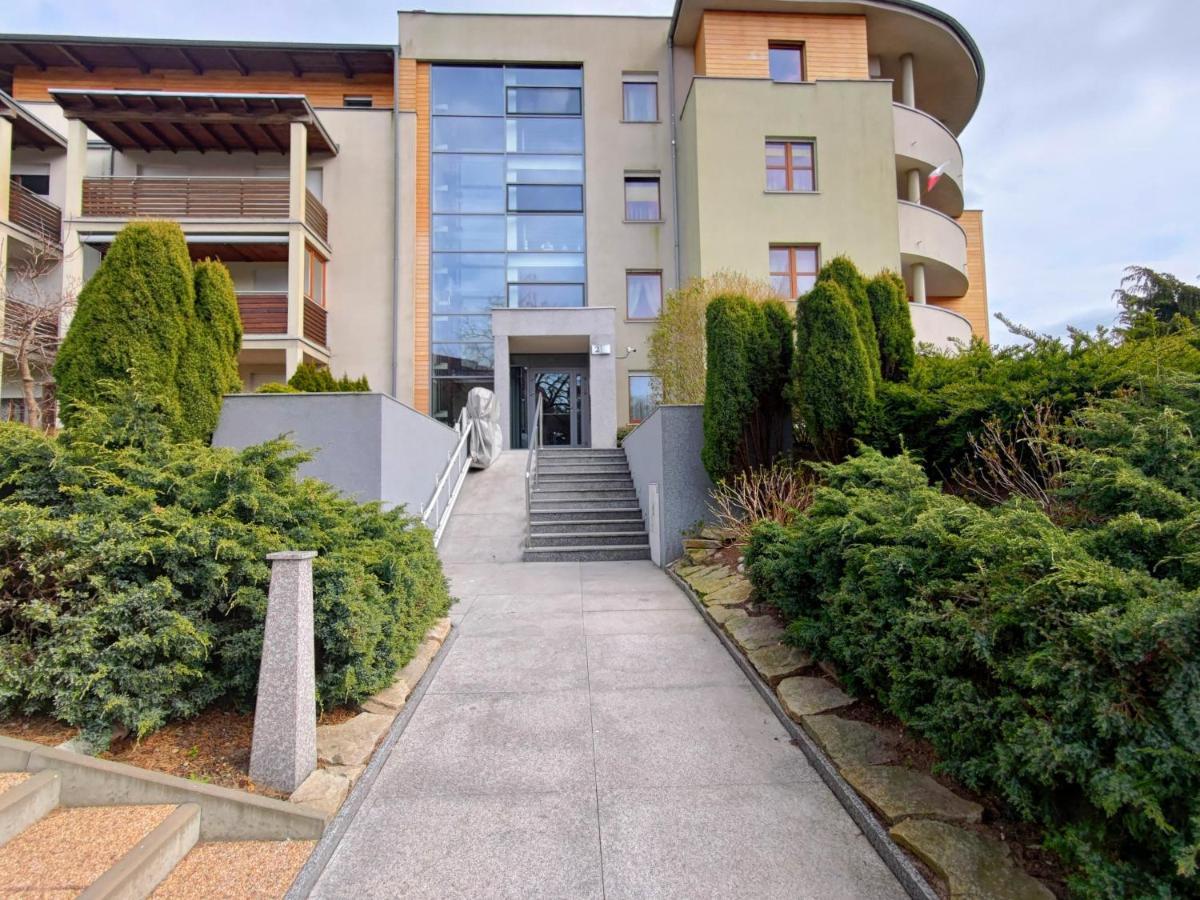Komfortowy Apartament Dwupokojowy Z Tarasem I Garaz Ustka Dış mekan fotoğraf