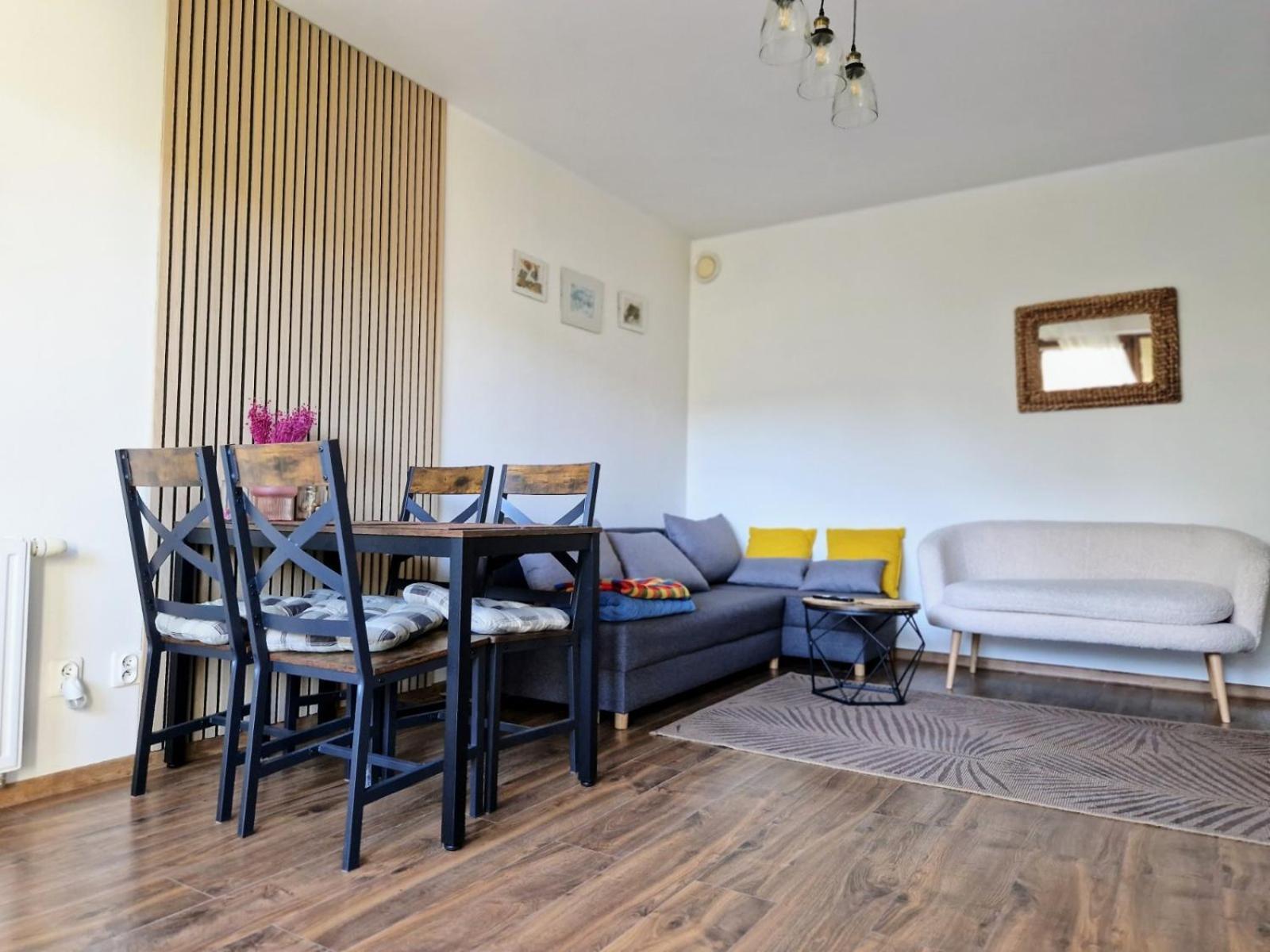 Komfortowy Apartament Dwupokojowy Z Tarasem I Garaz Ustka Dış mekan fotoğraf